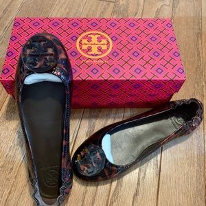 Tory Burch Minnie Ballet Tortoise Patent Sz 7